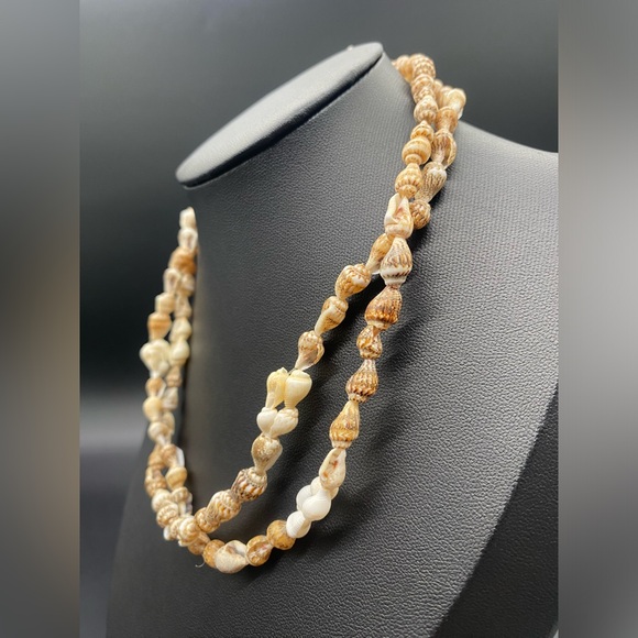 Item 882 Seashell Sand Necklace - Picture 4 of 4